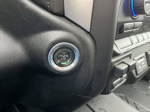 Used 2020 Chevrolet Silverado 2500 LTZ image 19