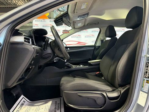 Used 2021 Kia K5 LXS image 13