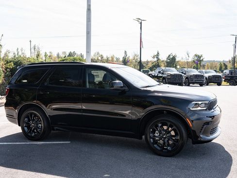 New 2026 Dodge Durango GT image 12