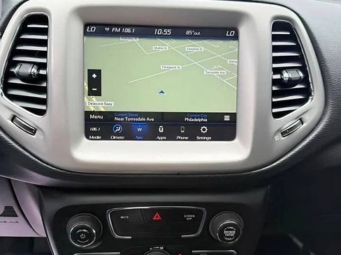 Used 2021 Jeep Compass Latitude w/ Sun and Sound Group FWD image 24