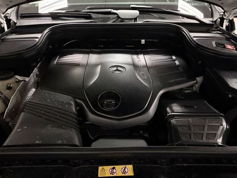 Used 2024 Mercedes-Benz GLS 450 4MATIC image 44