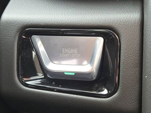 New 2026 GMC Yukon XL Denali w/ Denali Reserve Package image 17