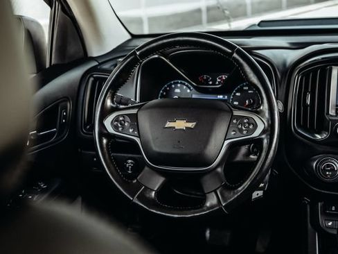 Used 2019 Chevrolet Colorado ZR2 w/ Colorado ZR2 Bison Edition AWD/4WD image 12