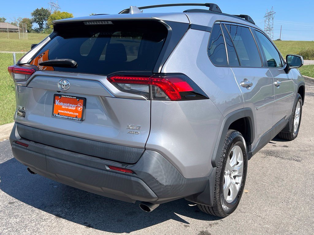 Used 2021 Toyota RAV4 XLE w/ Convenience Package AWD/4WD image 12