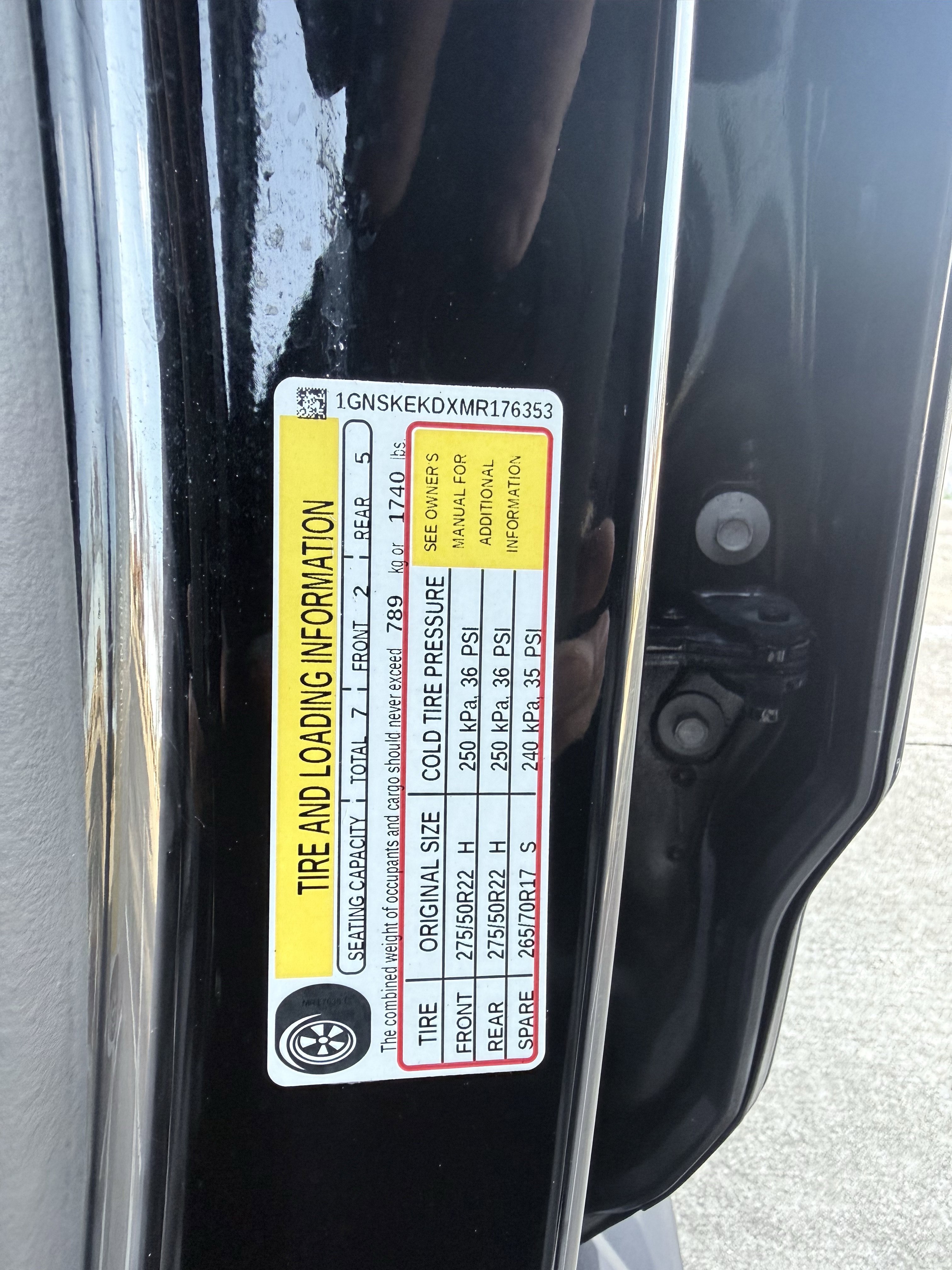 Used 2021 Chevrolet Suburban RST w/ Luxury Package AWD/4WD image 70