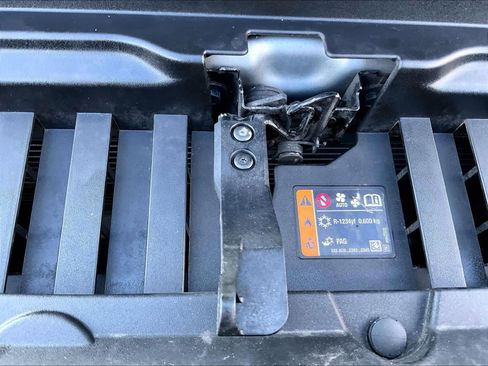 Used 2023 GMC Sierra 1500 AT4 w/ AT4 Preferred Package image 35