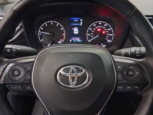 Used 2023 Toyota Corolla Cross LE image 10