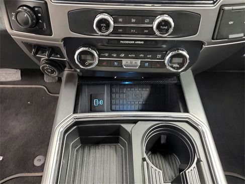 Used 2022 Ford F250 Platinum image 30