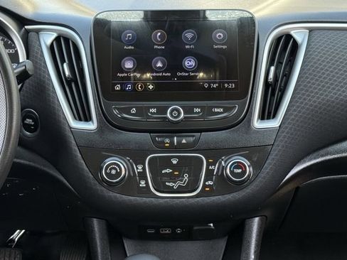 Used 2022 Chevrolet Malibu LS FWD image 16