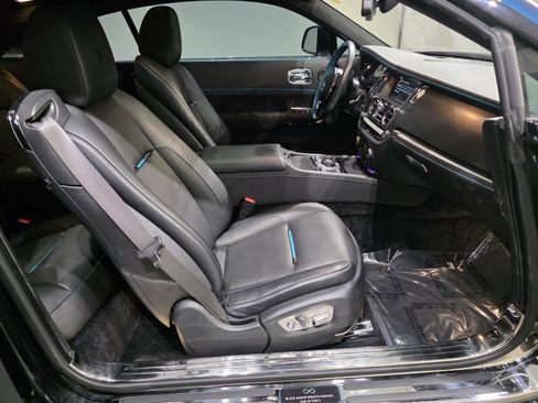 Used 2019 Rolls-Royce Wraith image 22