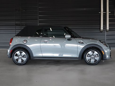 Used 2022 MINI Cooper S FWD image 17