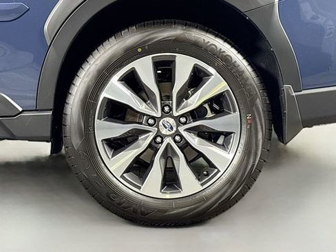 New 2025 Subaru Outback Touring XT image 32