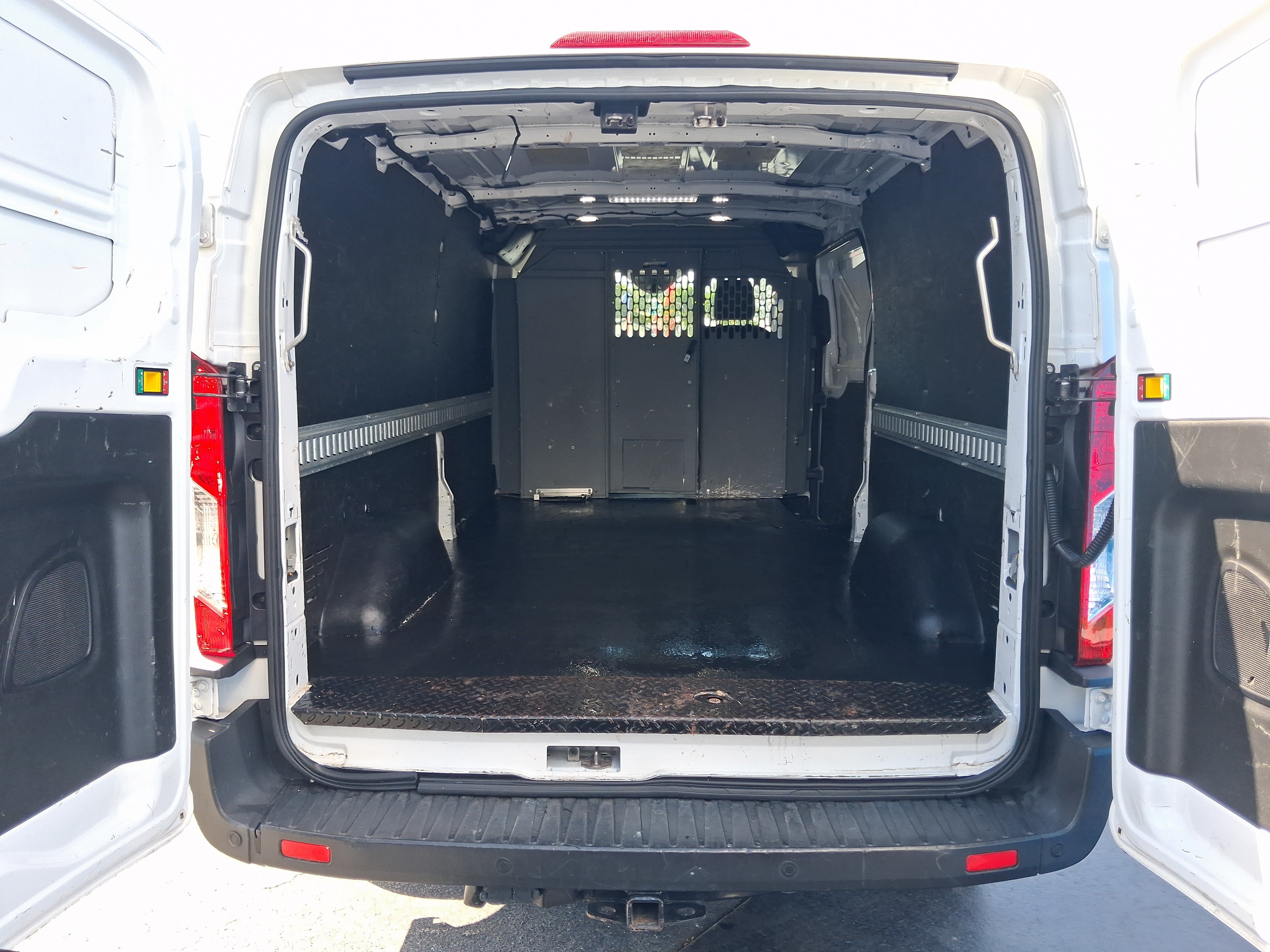 Used 2021 Ford Transit 250 Low Roof RWD image 20
