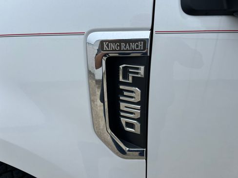 Used 2019 Ford F350 King Ranch w/ King Ranch Ultimate Package AWD/4WD image 32