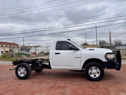 Used 2020 RAM 3500 Tradesman AWD/4WD image 4