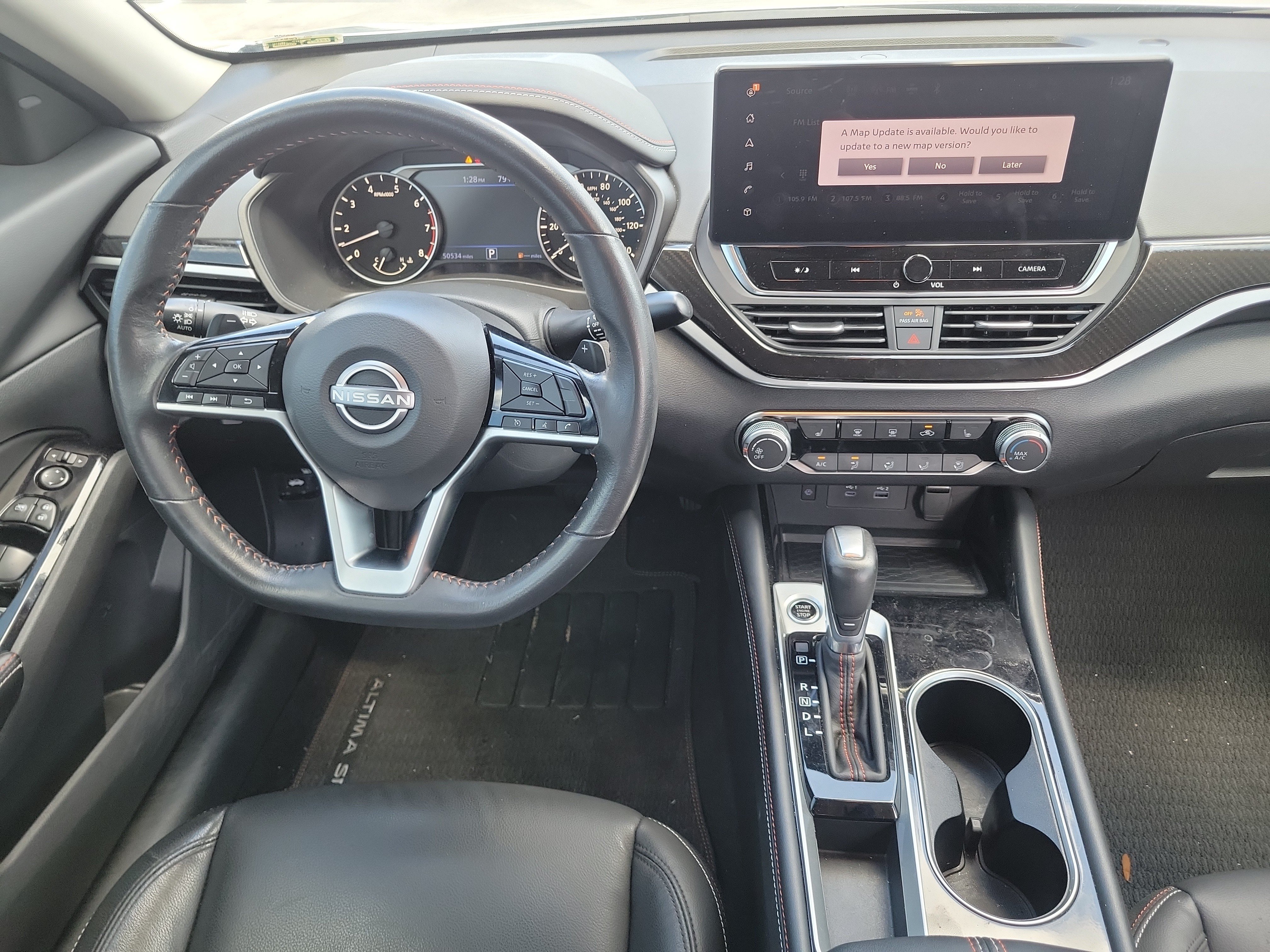 Used 2024 Nissan Altima 2.5 SR w/ SR Premium Package FWD image 18