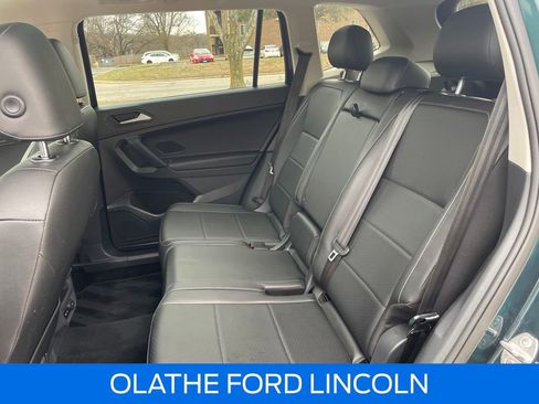Used 2019 Volkswagen Tiguan SEL image 14