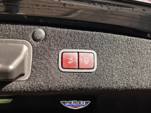 Used 2019 Mercedes-Benz S 560 4MATIC Sedan w/ Premium Package image 54