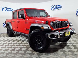 Used 2024 Jeep Gladiator Sport AWD/4WD video 1