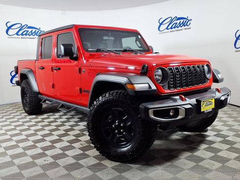 Used 2024 Jeep Gladiator Sport AWD/4WD image 1
