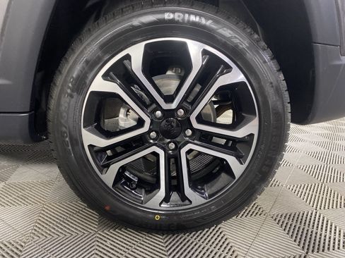 Used 2022 Jeep Compass Limited AWD/4WD image 38
