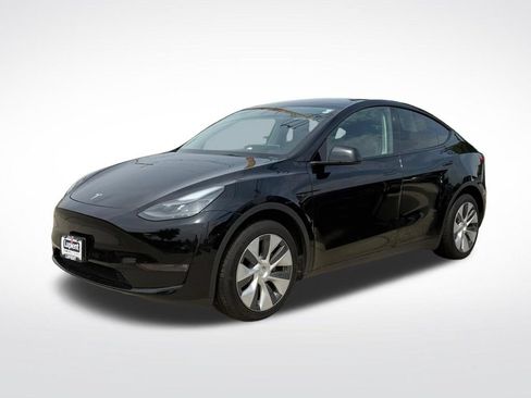 Used 2023 Tesla Model Y Long Range AWD/4WD image 7