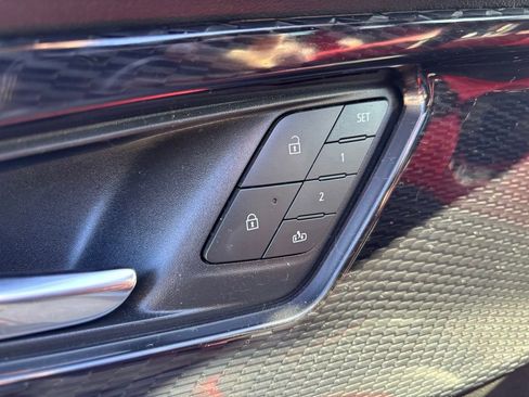 Used 2024 Chevrolet Blazer EV RS image 19