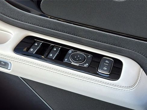 New 2026 Lincoln Aviator Reserve w/ Jet Appearance Package image 33