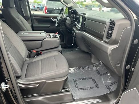 Used 2023 Chevrolet Silverado 1500 LT AWD/4WD image 10