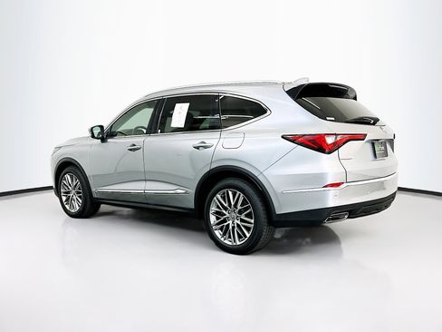 Used 2023 Acura MDX SH-AWD w/ Advance Package image 5