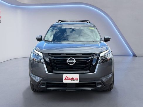New 2025 Nissan Pathfinder SV w/ Black Appearance Package image 8