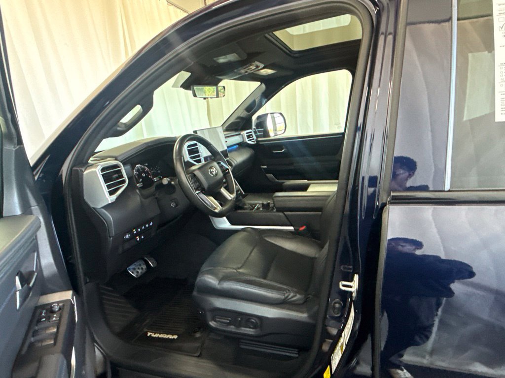 Used 2024 Toyota Tundra Platinum w/ TRD Off-Road Package AWD/4WD image 20