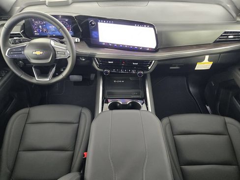 New 2026 Chevrolet Suburban LT w/ Comfort Package RWD image 29