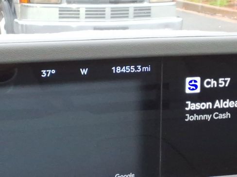 Used 2024 Lincoln Nautilus Reserve image 30