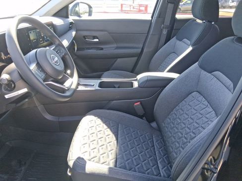 New 2026 Nissan Kicks SV image 22