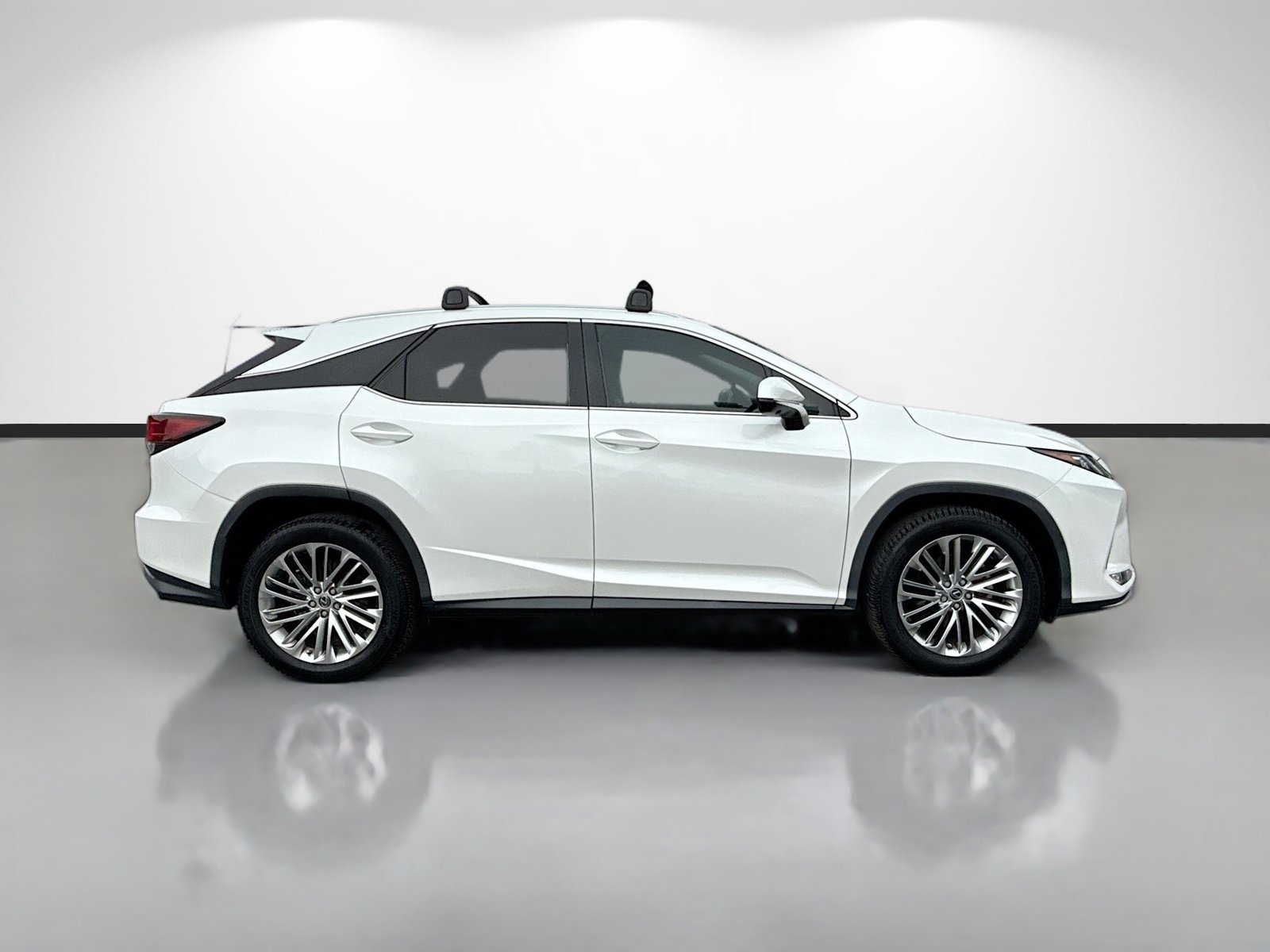 Used 2020 Lexus RX 350 FWD w/ Luxury Package image 2