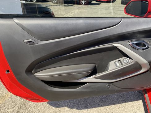 Used 2021 Chevrolet Camaro LT RWD image 13