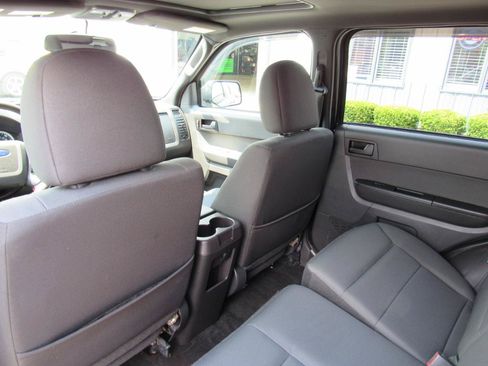 Used 2012 Ford Escape XLT AWD/4WD image 36