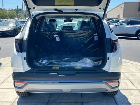 New 2026 Hyundai Tucson Limited AWD/4WD image 12