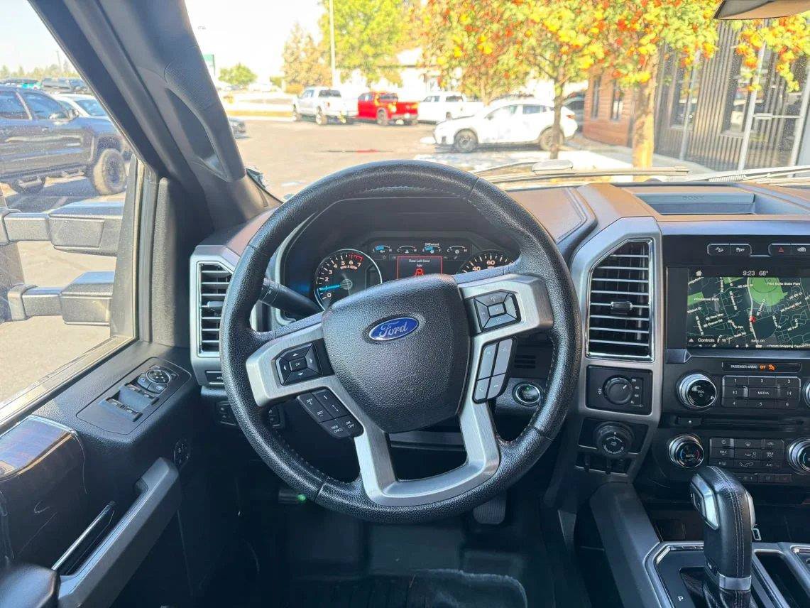 Used 2016 Ford F150 Platinum w/ Equipment Group 701A Luxury AWD/4WD image 14
