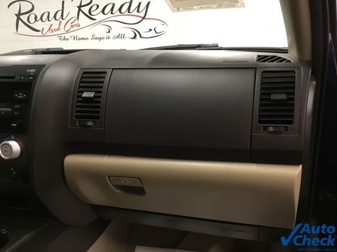 Used 2010 Toyota Tundra Limited image 44