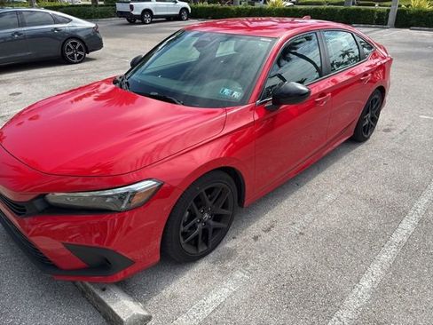 Used 2024 Honda Civic Sport image 3