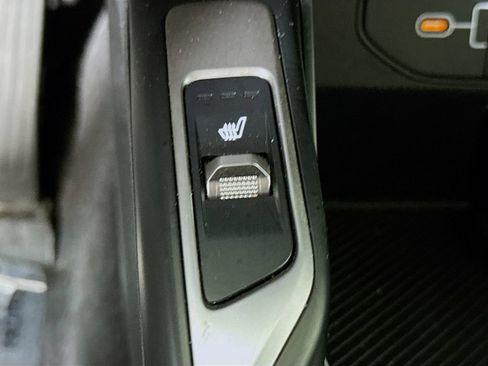 Used 2025 Kia Sorento S AWD/4WD image 33