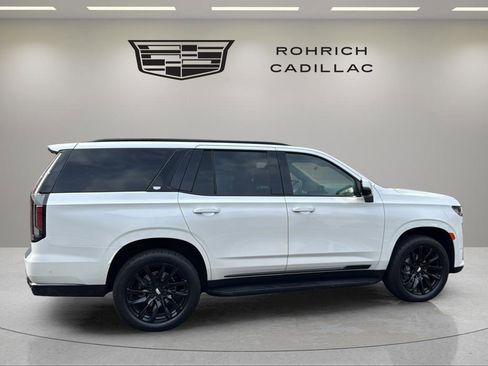 Used 2024 Cadillac Escalade Sport w/ LPO, ONYX Package image 5