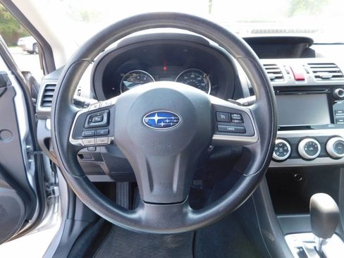 Used 2015 Subaru Crosstrek 2.0i Premium AWD/4WD image 9