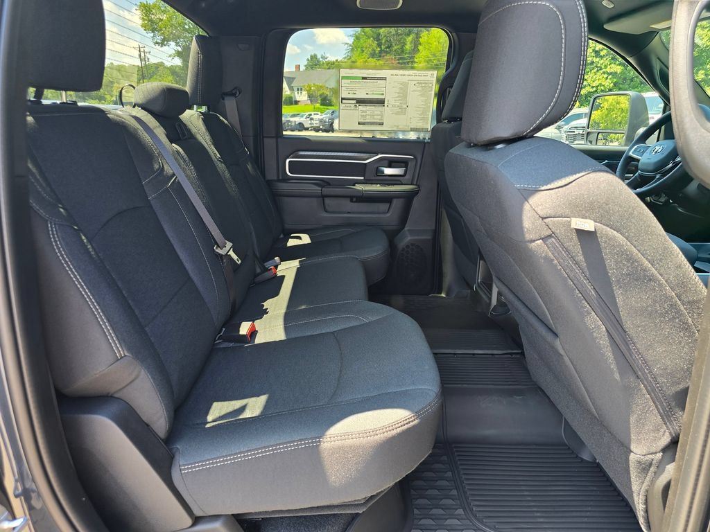 New 2026 RAM 2500 Big Horn AWD/4WD image 25