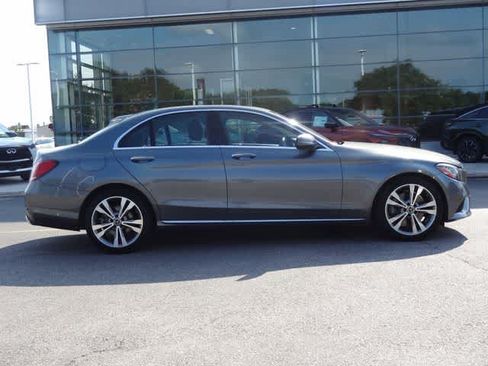 Used 2019 Mercedes-Benz C 300 Sedan image 4