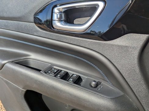 New 2026 Jeep Compass Limited image 14