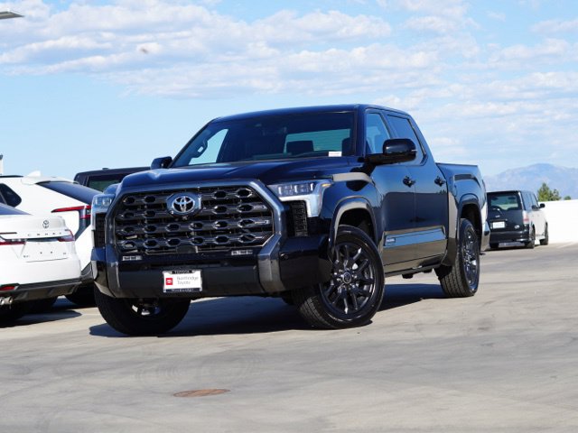 Used 2023 Toyota Tundra Platinum w/ Advanced Package AWD/4WD image 4