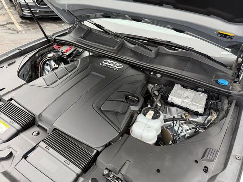 Used 2018 Audi Q7 3.0T Prestige image 56